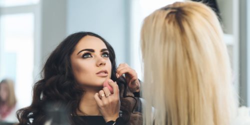 Curso de Técnicas de Maquillaje y Peinado para Eventos